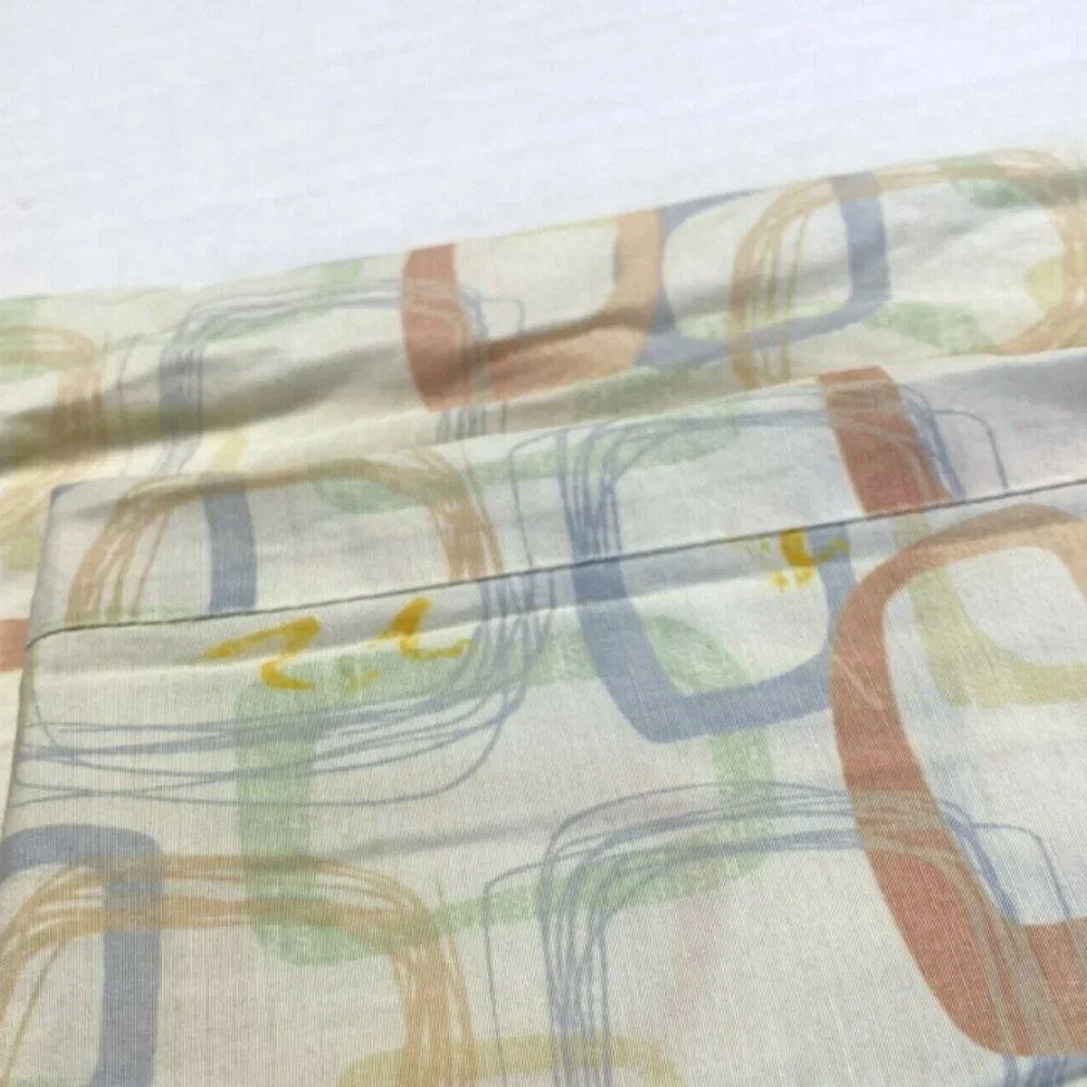 Vintage 70s Percale King Pillowcases Square Print